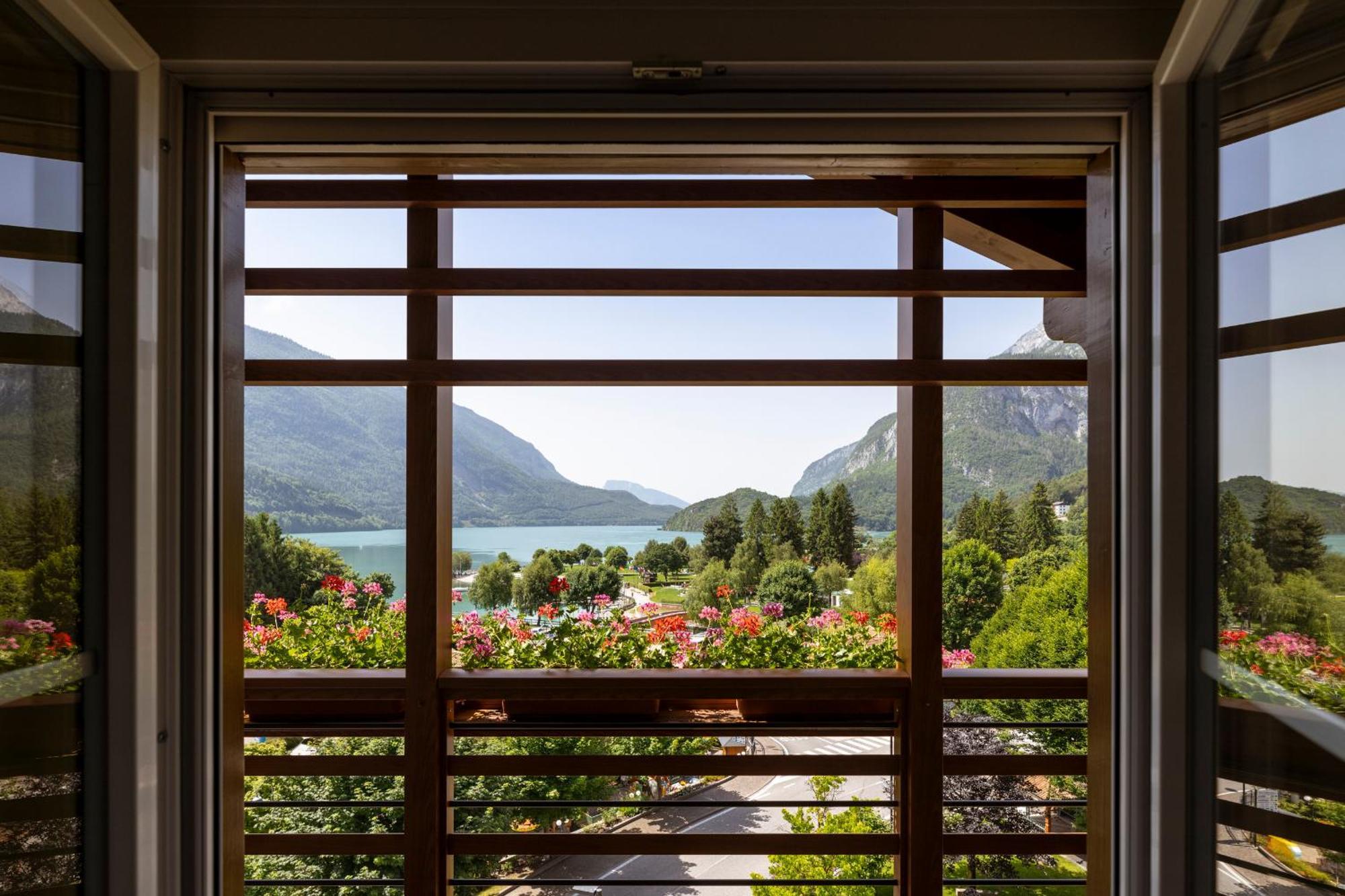Hotel Lido - Slow & Natural Living โมลเวโน ภายนอก รูปภาพ